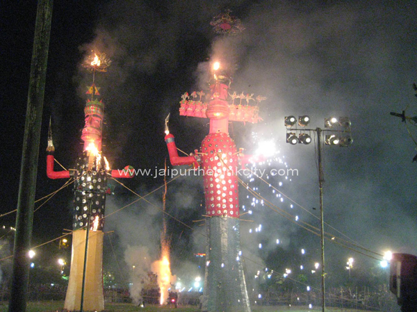 dussehra_festival_jaipur_photo_008_huge_effigy_ravan_meghnaad