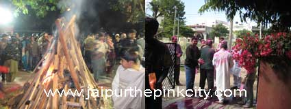 tourists enjoying holika dahan (left) and playing colors (right) during jaipur tour