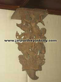 burmese wall bracket in albert hall museum jaipur