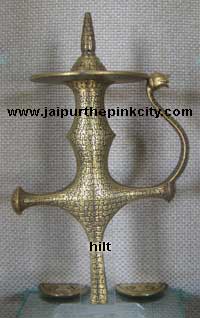 Beautifully ornamented hilt in Albert Hall Museum Jaipur Beautifully ornamented hilt in Albert Hall Museum Jaipur