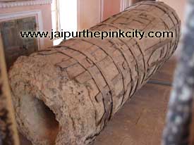 jaipur travel - world famous cannon foundry in jaigarh fort