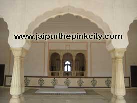 jaipur travel - royal palace Laxmi Vilas of Jaigarh fort