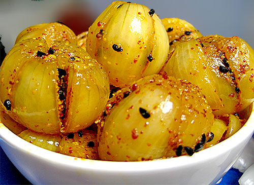 Onion Pickle Recipe in Hindi
