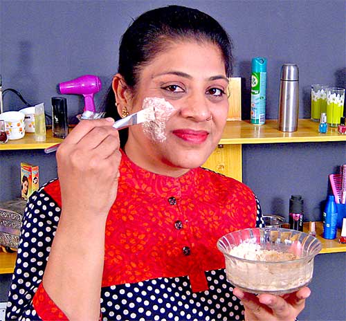 Pimple Treatment With Home Remedies in Hindi