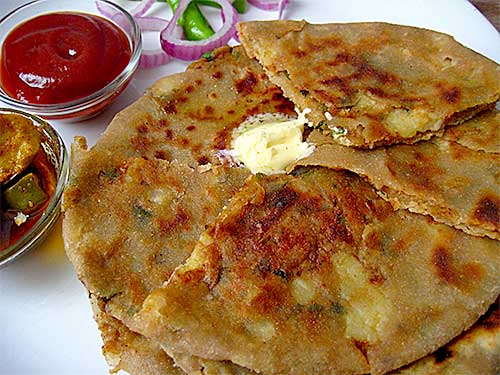 Aloo Paratha Recipe in Hindi