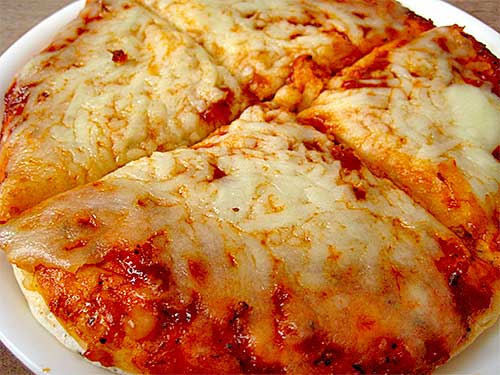 Instant Cheese Pizza Recipe in Hindi