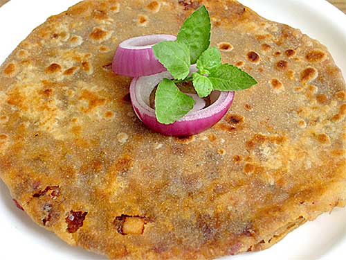 Onion Paratha Recipe in Hindi