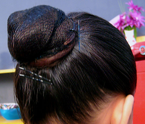 How To Make Bun Hairstyle By Sonia Goyal - Jaipur The Pink City